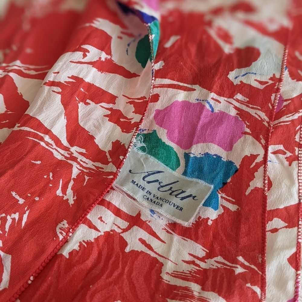 Long Vintage 100% Silk Scarf/Wrap - Picture 2 of 3